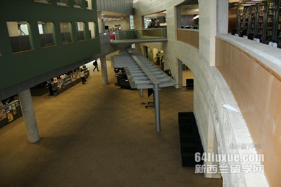 新西兰梅西大学