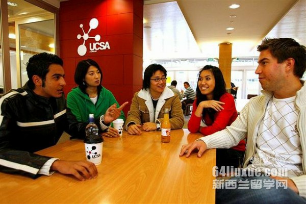 �����������д�ѧ