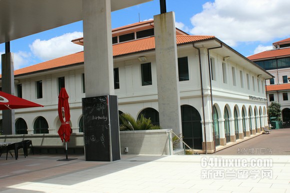 新西兰梅西大学护理学硕士