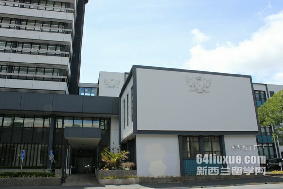 新西兰本科申请材料