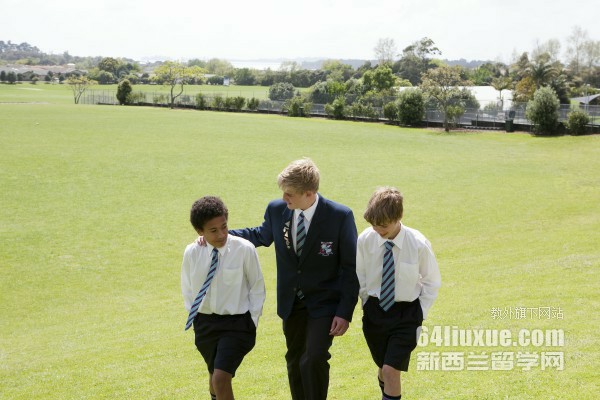 新西兰奥克兰大学留学需要多少学费及学制