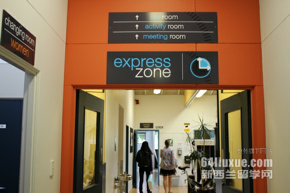 新西兰坎特伯雷大学商科费用一年需要多少钱