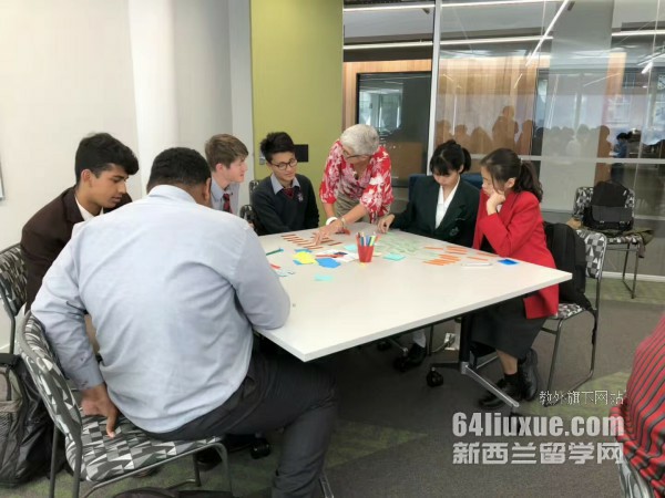 新西兰大学学费