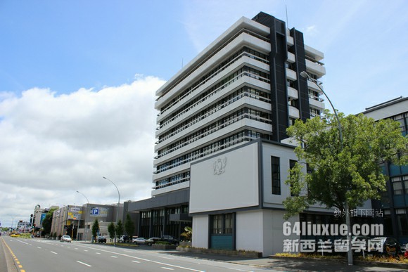 新西兰维多利亚大学学费