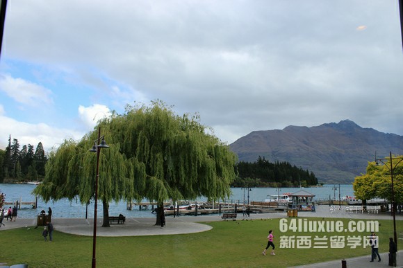 新西兰高中留学多少钱