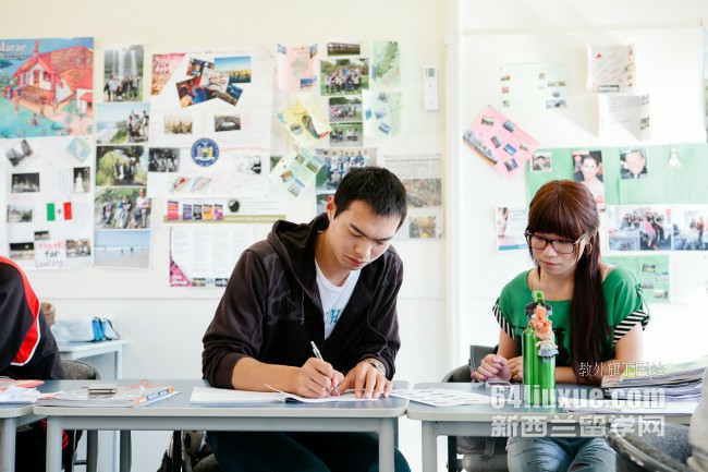 �����������д�ѧ��������ʱ��