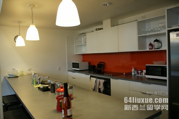 陶朗加男子中学 Tauranga Boys College