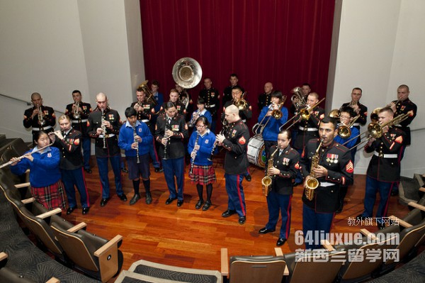 新西兰奥克兰理工大学专业学费