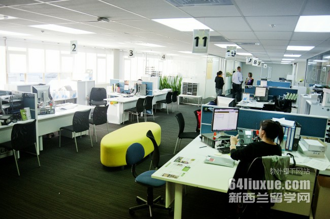 新西兰留学一年工签