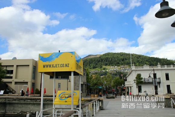 维多利亚大学住宿