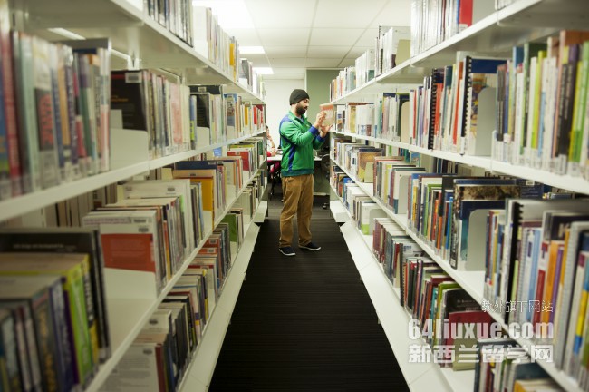 新西兰大学管理学排名