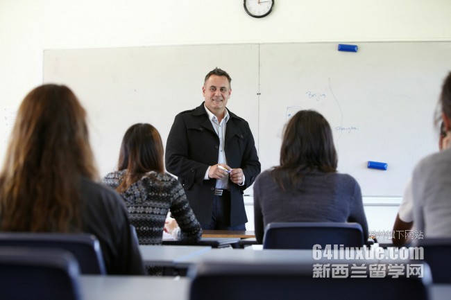 新西兰读会计硕士