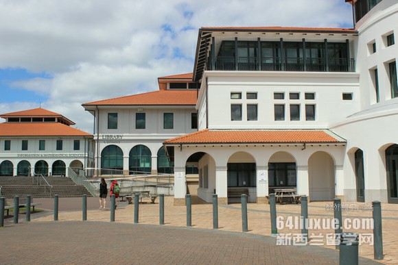 奥克兰大学教育专业排名