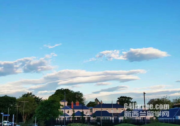 ������aut����רҵ