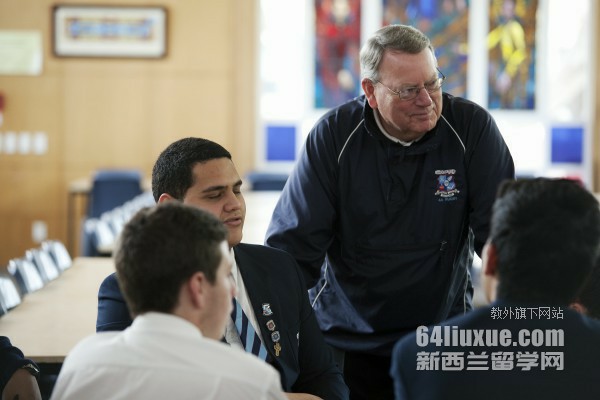 �������ѧӪ��רҵ��ҵǰ��