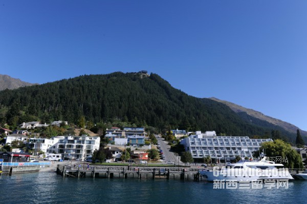 ���������������ѧԺ˶ʿ�о�����ƾ