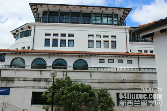 新西兰梅西大学在哪里