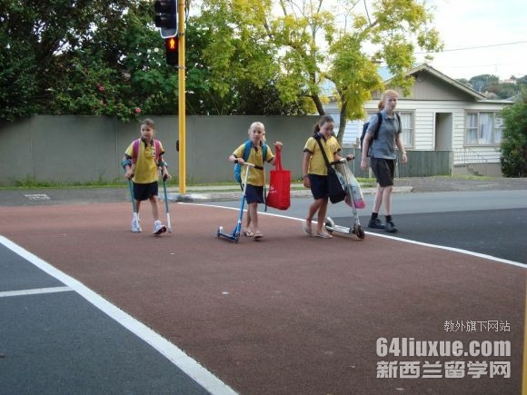 新西兰小学教育几年