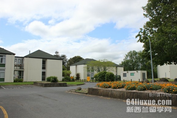 新西兰怀卡托大学学费多少