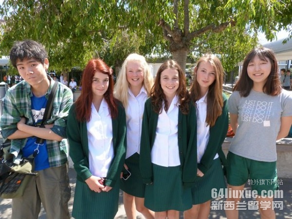 新西兰中学入学要求