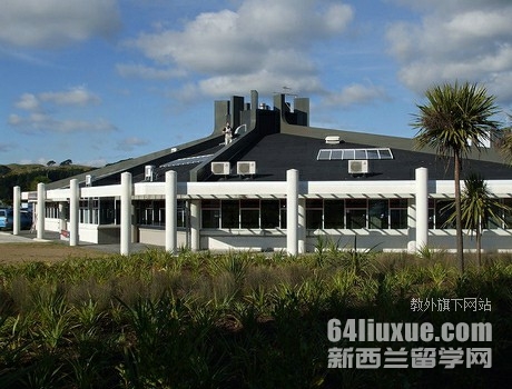 维特利亚理工学院容易毕业吗