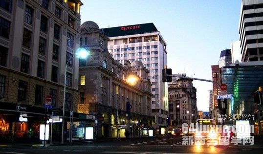 �¿�����ѧ����ҽѧѧ�Ѷ���