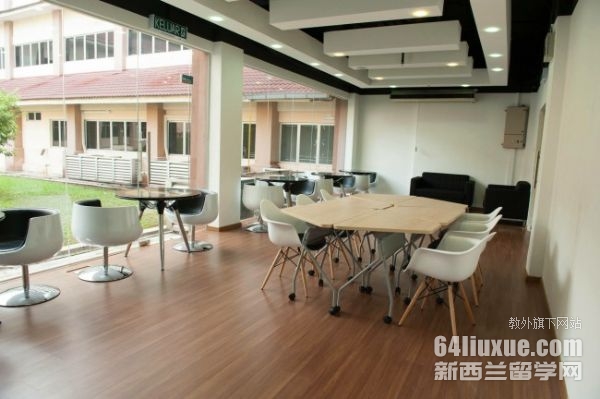2022马来亚大学申请条件