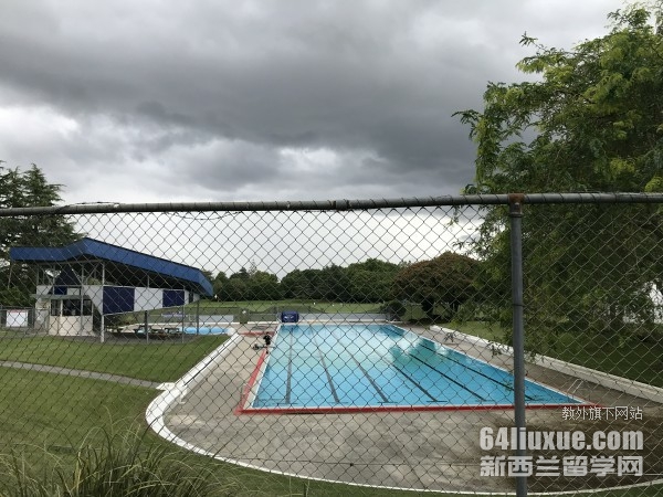 新西兰高中学校排名