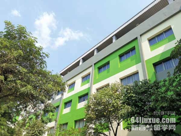 清迈皇家师范大学学费