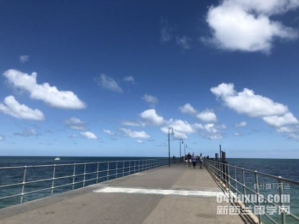 �Ĵ����ǹ����о���