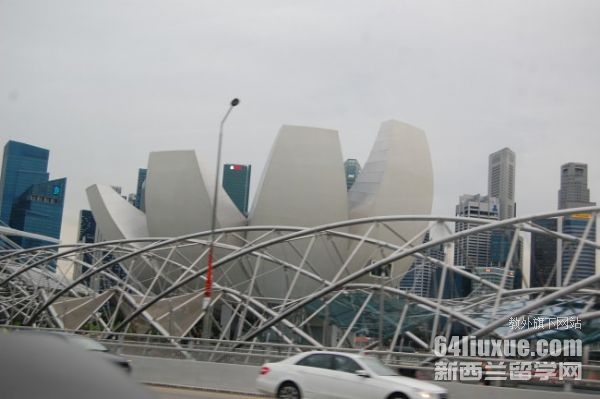 新加坡读研究生要读几年