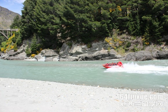 �������赸רҵ������ѧ