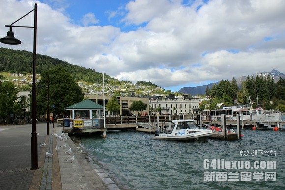 ȥ��������ѧһ��Ҫ����Ǯ