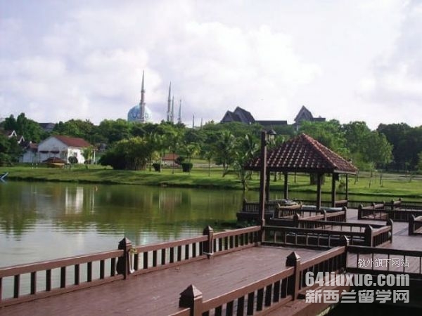 马来西亚国立大学管理学博士