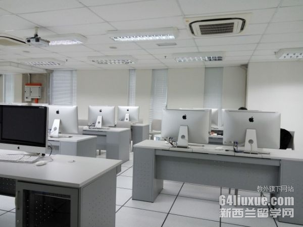 泰莱大学MBA学制